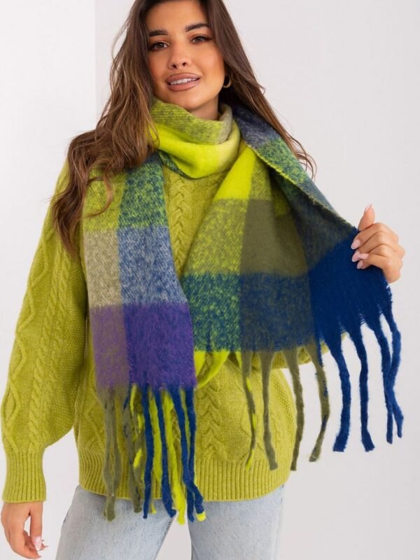 Shawl model 191723 AT