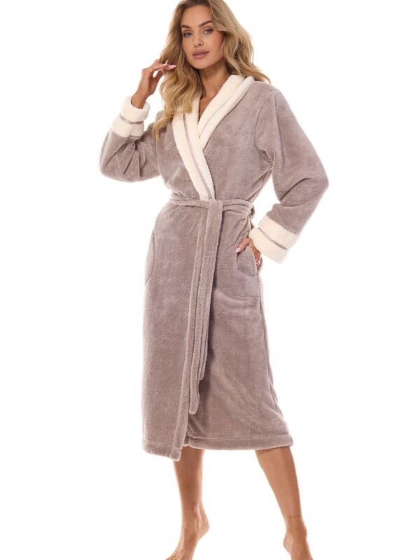 Bathrobe model 199362 L&L collection