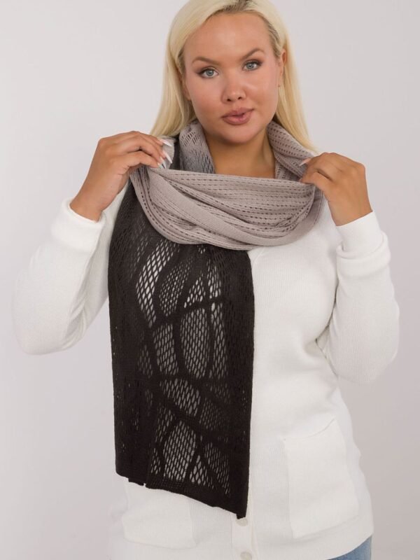 Shawl model 200847 AT