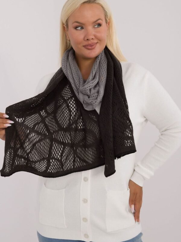 Shawl model 200849 AT