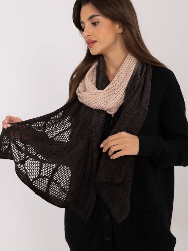 Shawl model 200858 AT