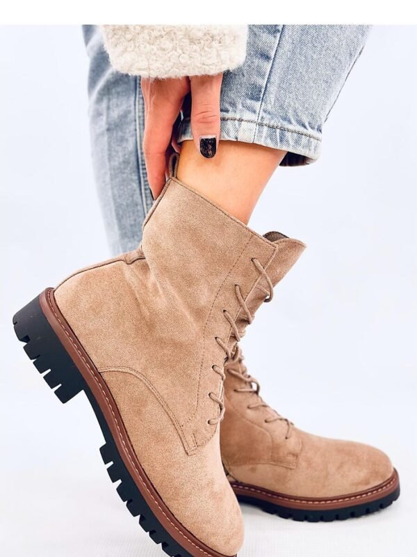 Boots model 202140 Inello