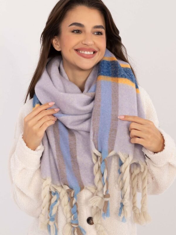 Shawl model 202571 AT