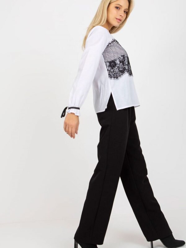 Blouse model 174462 Lakerta - Image 2